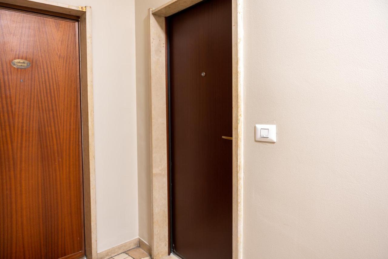 15Min Metro Duomo - Rho Fiera - Skyscraper Kitchen Apartment มิลาน ภายนอก รูปภาพ